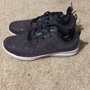 Silver sparkle tennis shoes